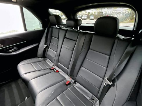 Used 2022 Mercedes-Benz GLE 350 4MATIC image 19