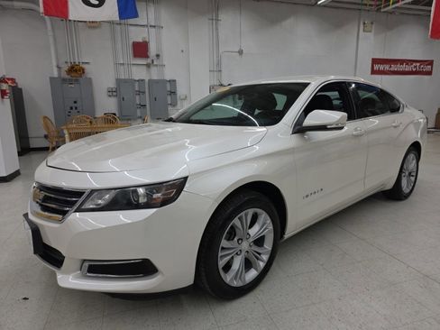 Used 2014 Chevrolet Impala LT w/ Convenience Package FWD image 3