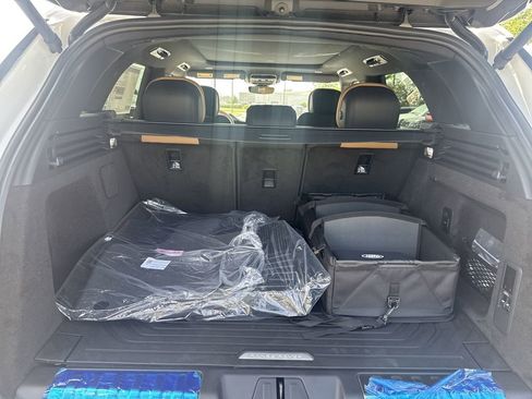 New 2025 Land Rover Range Rover Sport Dynamic SE image 16