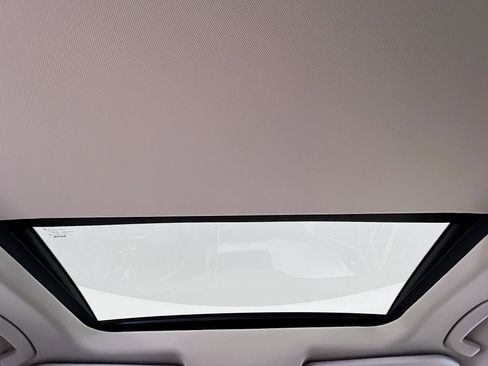 New 2025 Nissan Rogue SL w/ SL Premium Package image 26