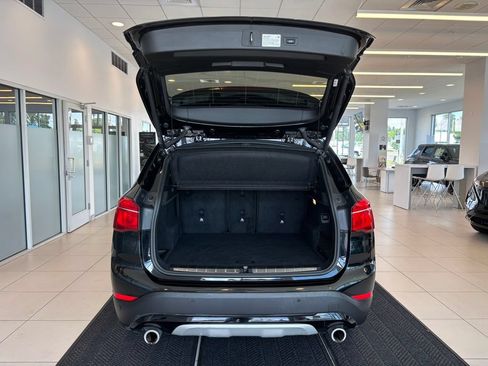 Used 2021 BMW X1 xDrive28i AWD/4WD image 9