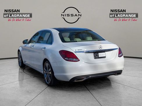 Used 2018 Mercedes-Benz C 300 Sedan w/ Premium Package image 7