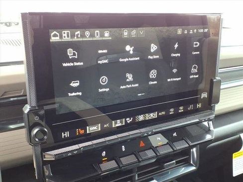 New 2026 GMC Hummer EV 2X image 8