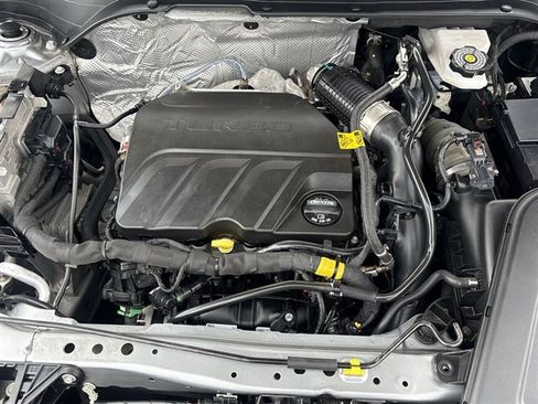 Certified 2024 Chevrolet Trax RS w/ Driver Confidence Package FWD image 27