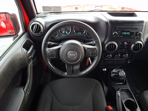Used 2016 Jeep Wrangler Unlimited Sport w/ Quick Order Package 23S AWD/4WD image 11