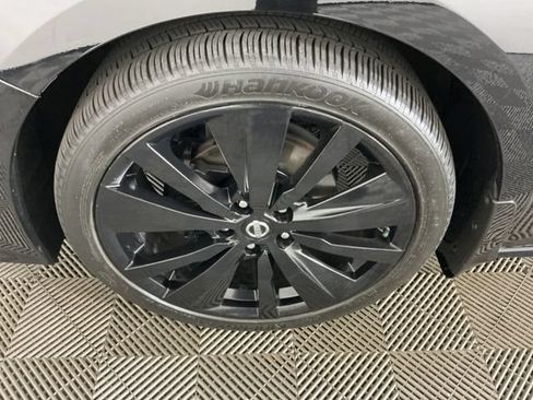 Used 2019 Nissan Altima 2.5 Platinum AWD/4WD image 28