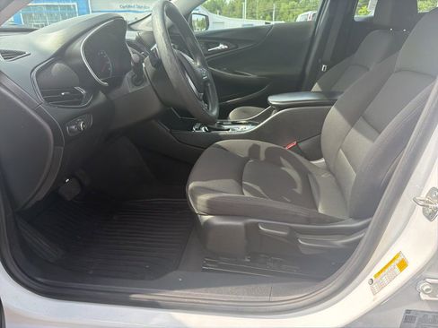 Used 2023 Chevrolet Malibu LS FWD image 10