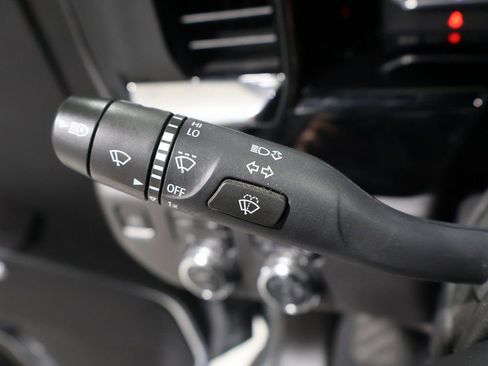 Used 2023 GMC Sierra 1500 SLT w/ SLT Premium Plus Package image 45