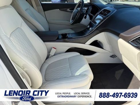 Used 2020 Lincoln Nautilus Black Label w/ Cargo Utility Package AWD/4WD image 13