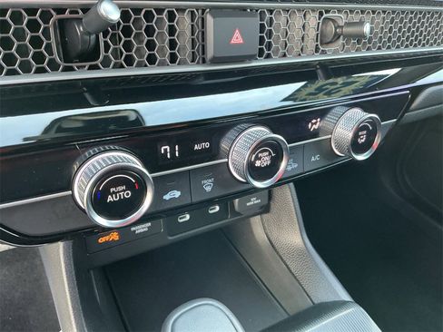 Used 2025 Honda Civic Sport image 24