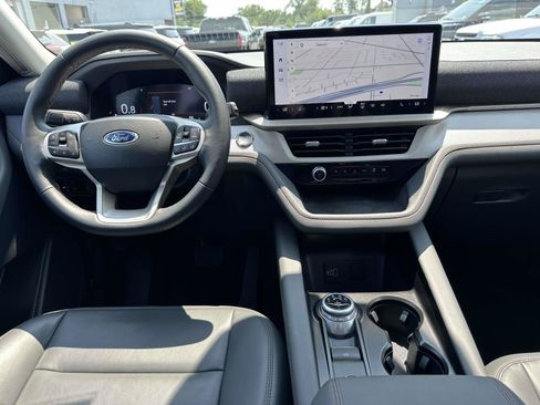 Used 2026 Ford Explorer Active w/ Active Comfort Package AWD/4WD image 18