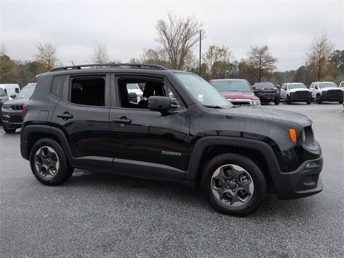 Certified 2016 Jeep Renegade Sport w/ Power & Air Group image 2
