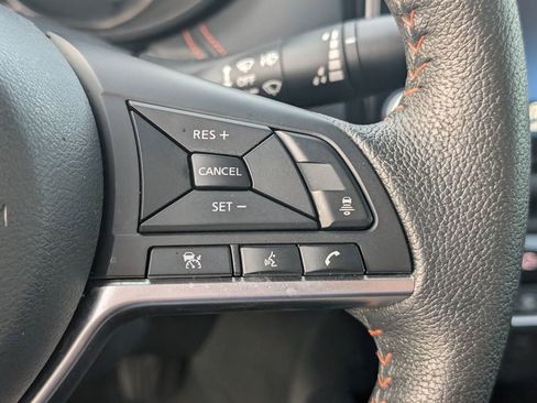 Used 2025 Nissan Versa SR w/ Trunk Package FWD image 22
