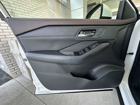 Used 2023 Nissan Rogue SL w/ SL Premium Package AWD/4WD image 23