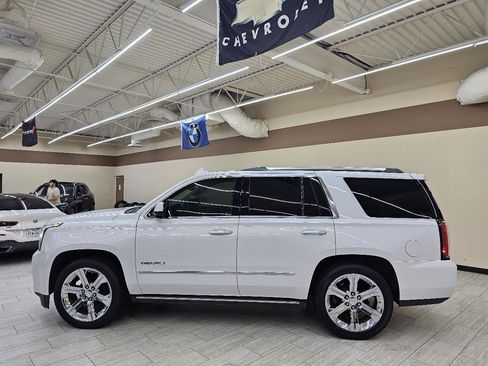 Used 2020 GMC Yukon Denali w/ Denali Ultimate Package AWD/4WD image 9