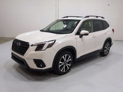 Certified 2024 Subaru Forester Limited AWD/4WD image 7