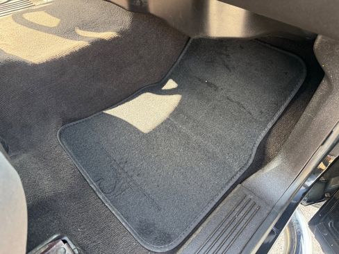 Used 2009 Chevrolet Silverado 2500 LT w/ Exterior Plus Package RWD image 26