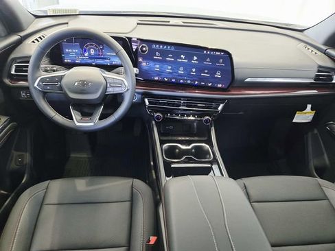 New 2026 Chevrolet Traverse Z71 w/ Driver Confidence Package image 6