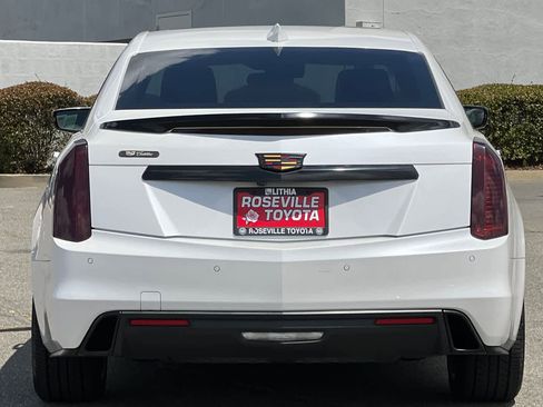 Used 2018 Cadillac CTS Luxury RWD image 8