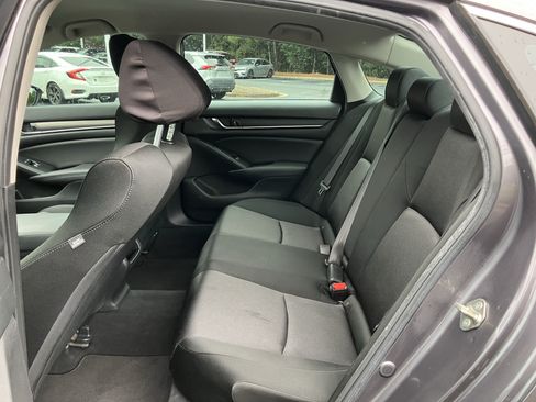 Used 2019 Honda Accord LX image 31