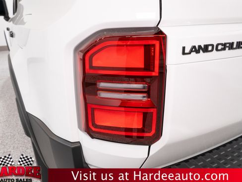 Used 2026 Toyota Land Cruiser w/ Premium Package AWD/4WD image 9
