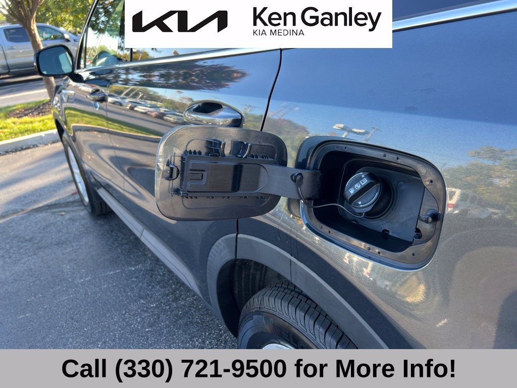 Certified 2022 Kia Sorento LX AWD/4WD image 47