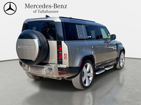 Used 2023 Land Rover Defender 110 S AWD/4WD image 5