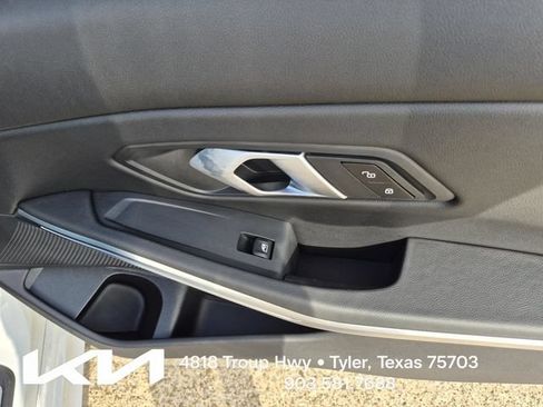 Used 2025 BMW 330i Sedan RWD image 13
