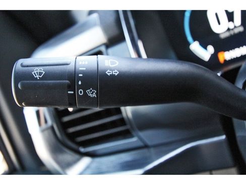 Used 2022 Ford F150 Lariat w/ Equipment Group 502A High image 17