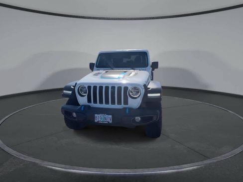 Used 2022 Jeep Wrangler Unlimited Rubicon 4xe AWD/4WD image 3