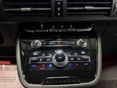 Used 2020 Lincoln Corsair Reserve w/ Equipment Group 201A image 16