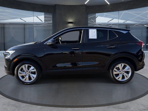 Certified 2025 Buick Encore GX Preferred w/ Comfort Package FWD image 3