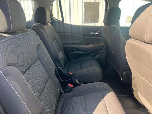 Used 2021 GMC Acadia SLE w/ Driver Convenience Package image 24