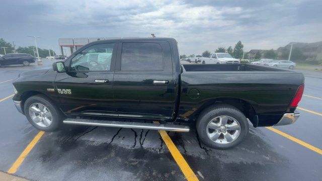 Used 2017 RAM 1500 Big Horn AWD/4WD image 7
