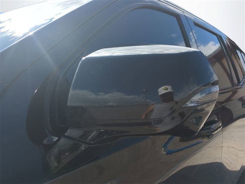 Used 2024 Cadillac Escalade Sport image 12