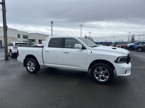 Used 2015 RAM 1500 Sport w/ Sport Premium Group image 7