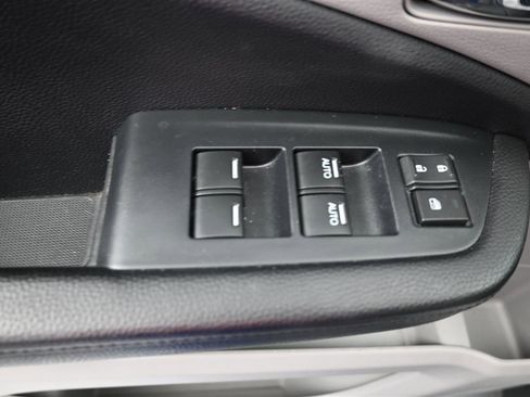 Used 2021 Honda Pilot EX image 15