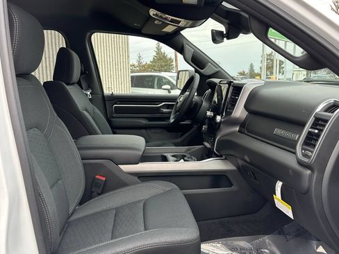 New 2026 RAM 1500 Big Horn AWD/4WD image 21