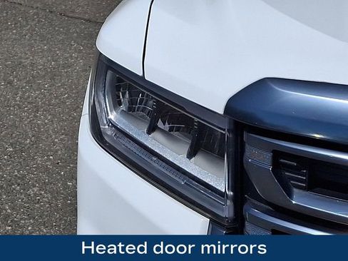 Used 2023 GMC Acadia AT4 w/ Technology Package AWD/4WD image 29