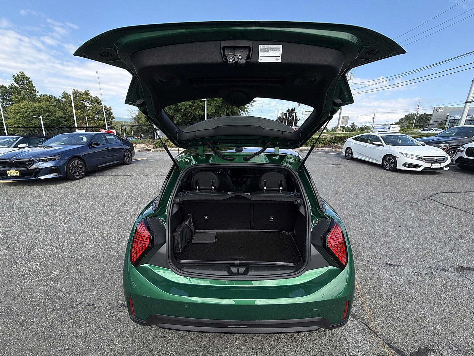 Used 2026 MINI Cooper 2-Door Hardtop FWD image 27