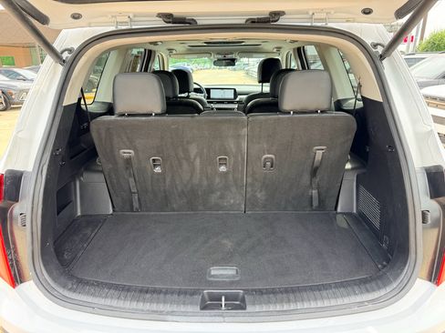 Used 2025 Kia Telluride S FWD image 28