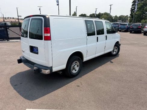 Used 2020 Chevrolet Express 2500 w/ Driver Convenience Package RWD image 15