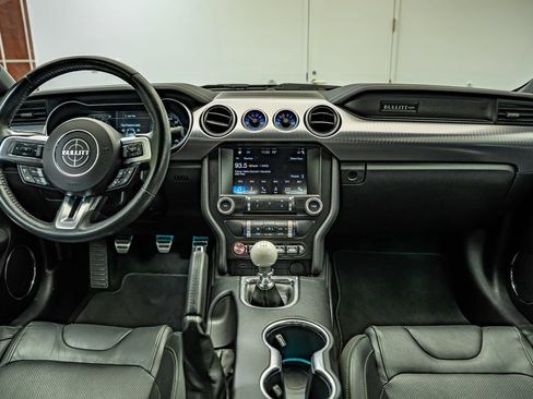 Used 2019 Ford Mustang Bullitt RWD image 39
