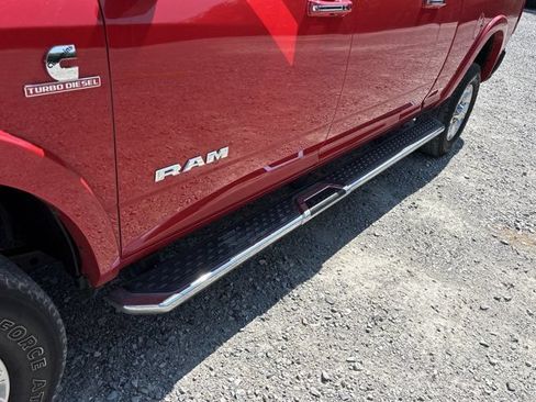 Used 2022 RAM 2500 Laramie w/ Chrome Appearance Group AWD/4WD image 14