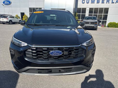 Used 2025 Ford Escape ST-Line image 5