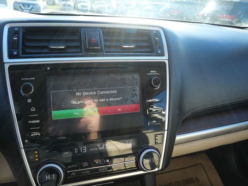 Used 2019 Subaru Outback 2.5i Limited image 13