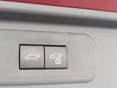 Used 2025 Toyota Grand Highlander FWD image 31