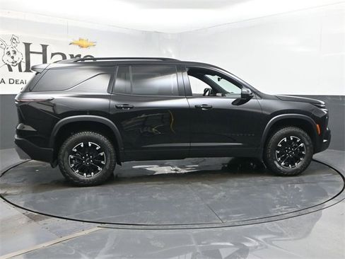 New 2026 Chevrolet Traverse Z71 w/ Driver Confidence Package image 16