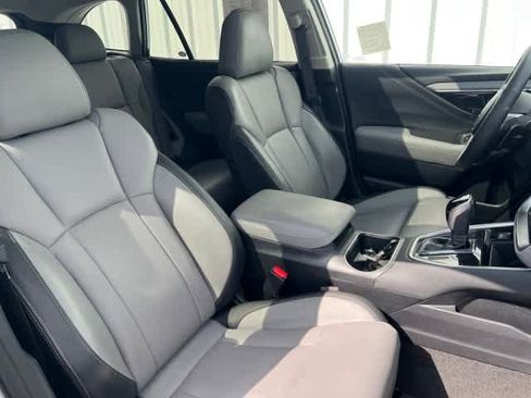 Used 2021 Subaru Outback Limited XT image 22