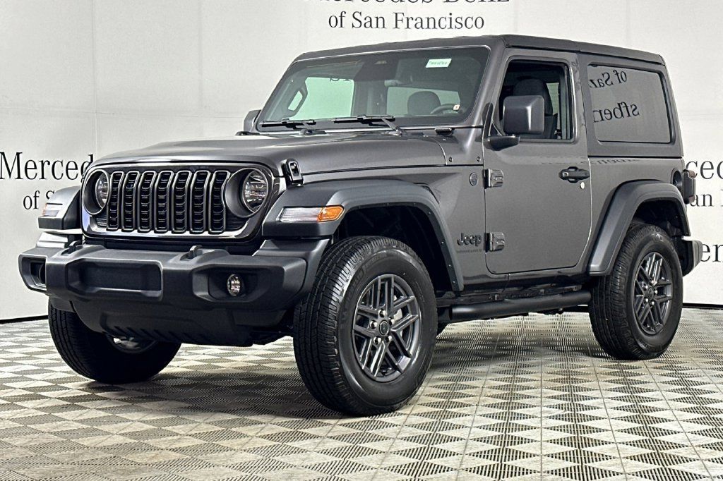 Used 2026 Jeep Wrangler Sport AWD/4WD image 8